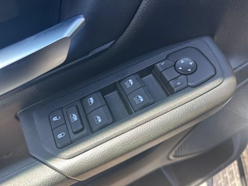New 2026 RAM 1500 Express AWD/4WD image 12