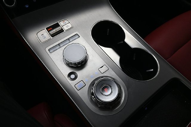 Used 2026 Genesis GV70 3.5T Sport Advanced AWD/4WD image 42