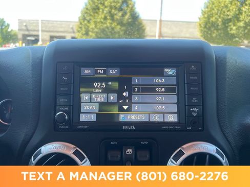 Used 2016 Jeep Wrangler Unlimited Sahara w/ Connectivity Group AWD/4WD image 20