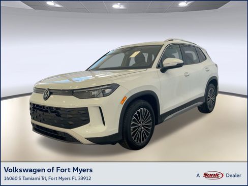 New 2026 Volkswagen Tiguan S image 1