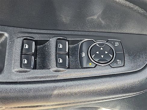 Used 2024 Ford Edge SEL image 27