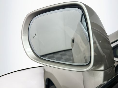 Used 2015 Lexus RX 450h FWD image 16