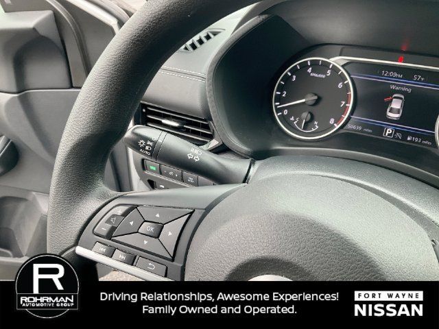 Used 2024 Nissan Sentra SV FWD image 22