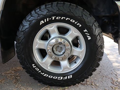 Used 2013 Ford F250 XLT w/ FX4 Off Road Pkg AWD/4WD image 43
