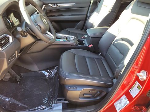 New 2025 MAZDA CX-5 AWD 2.5 S w/ Premium Plus Pkg image 14