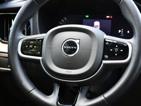 Used 2026 Volvo XC60 B5 Plus AWD/4WD image 19