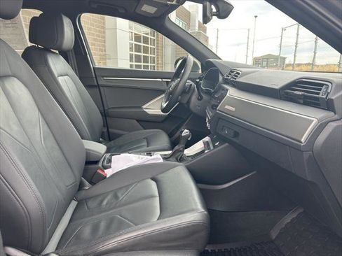 Certified 2024 Audi Q3 2.0T Premium Plus w/ Premium Plus Package image 31