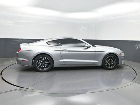 Used 2020 Ford Mustang Premium image 29