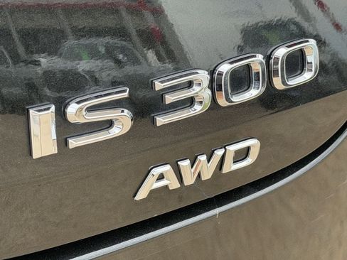 Used 2022 Lexus IS 300 AWD w/ Premium Package image 11
