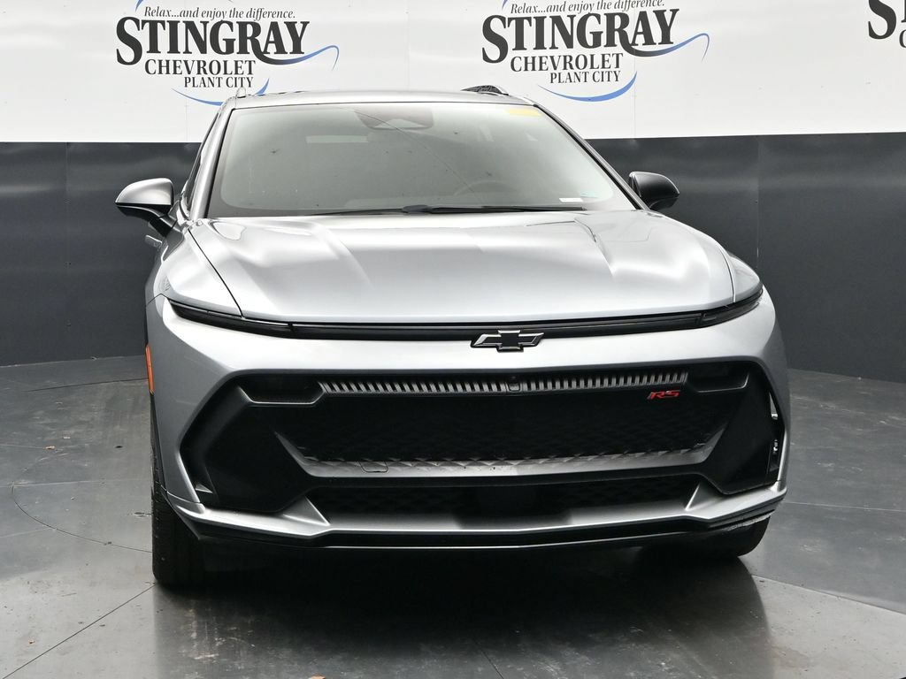 Used 2026 Chevrolet Equinox EV RS w/ LPO, All-Weather Mat Package FWD image 2
