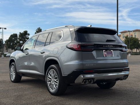 New 2026 GMC Acadia Denali w/ Super Cruise Package image 5