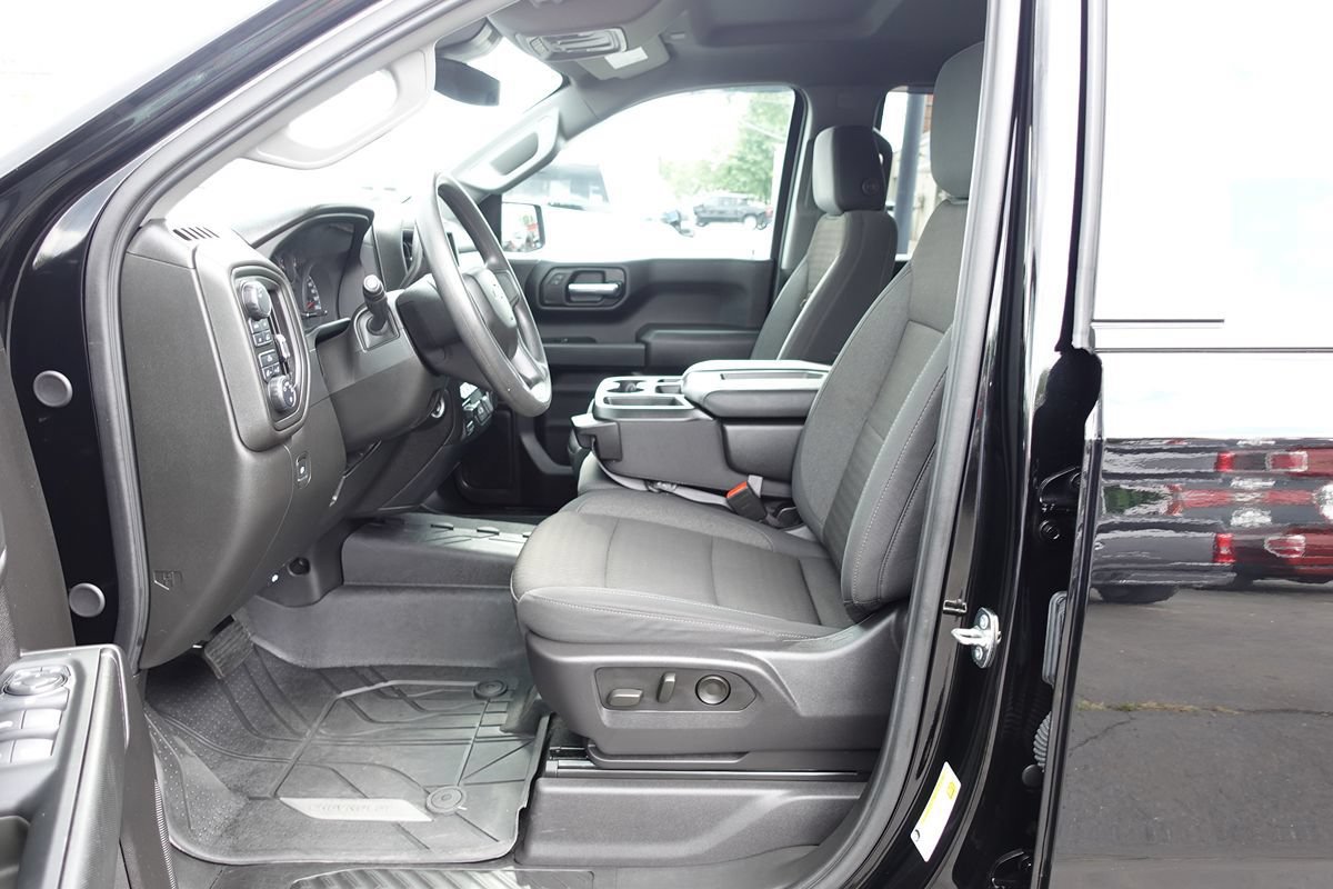Used 2024 Chevrolet Silverado 1500 Custom AWD/4WD image 16