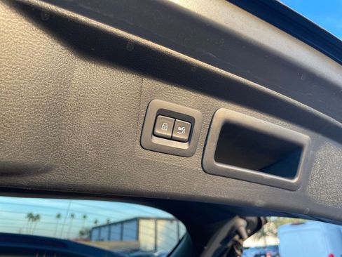 Used 2025 MAZDA CX-50 2.5 Hybrid w/ Premium Plus Pkg image 23