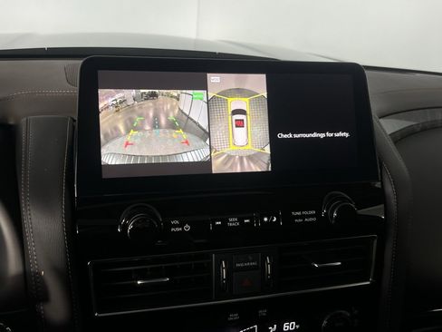 Used 2024 Nissan Armada Platinum w/ Cargo Package image 17