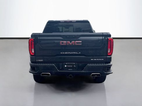 Used 2023 GMC Sierra 1500 Denali w/ Technology Package AWD/4WD image 8