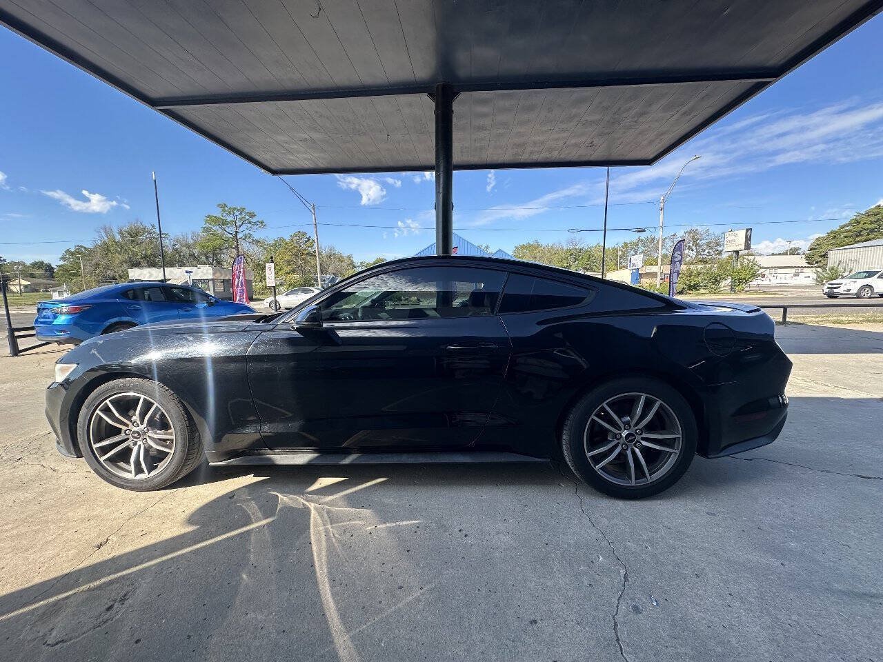 Used 2015 Ford Mustang Premium w/ Equipment Group 201A RWD image 5