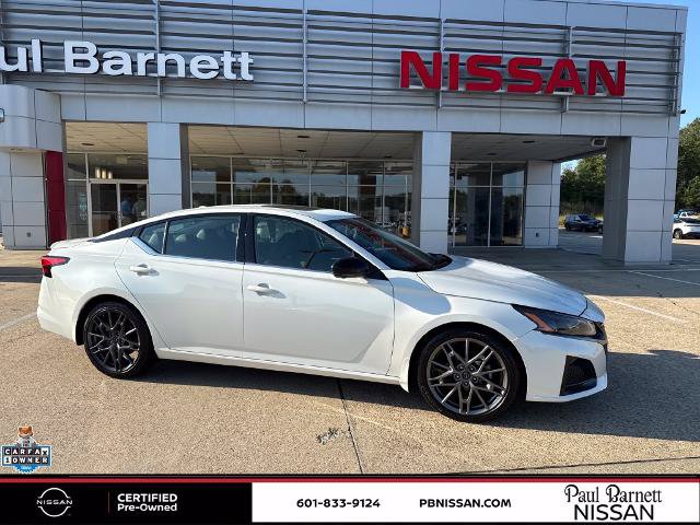 Certified 2024 Nissan Altima 2.0 SR FWD image 6