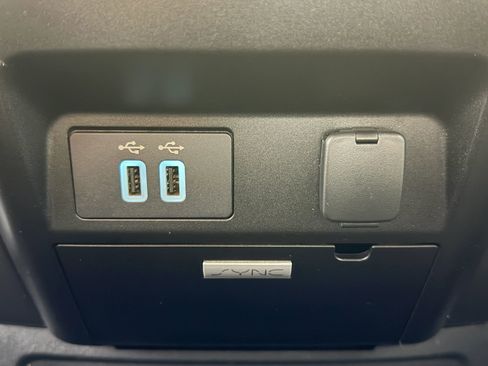 Used 2017 Ford F150 XLT w/ Equipment Group 302A Luxury image 42