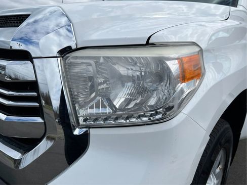 Used 2016 Toyota Tundra SR5 AWD/4WD image 32