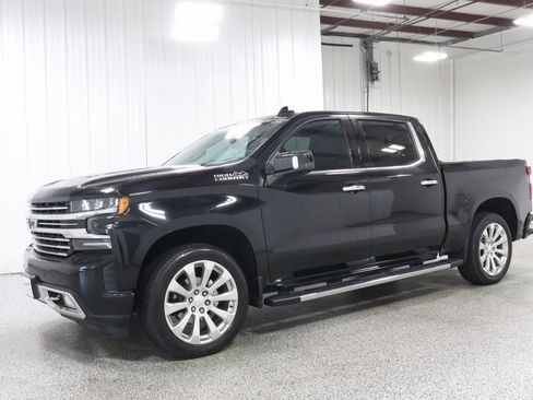 Used 2019 Chevrolet Silverado 1500 High Country image 3