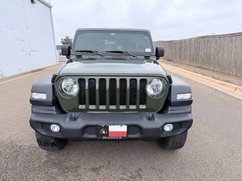 Used 2021 Jeep Wrangler Unlimited Sport AWD/4WD image 3