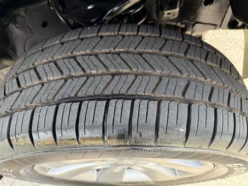 Used 2014 Ford F150 FX4 w/ Equipment Group 402A Luxury image 31