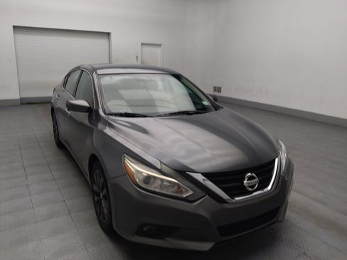 Used 2017 Nissan Altima 2.5 SV image 13