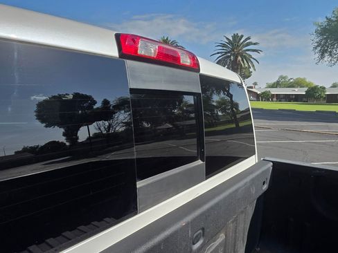 Used 2018 GMC Sierra 1500 SLT image 22