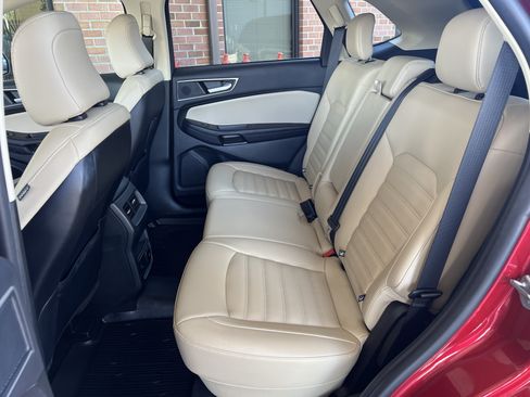 Used 2023 Ford Edge SEL w/ Convenience Package AWD/4WD image 18