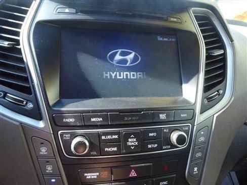 Used 2017 Hyundai Santa Fe AWD w/ Cargo Package image 10