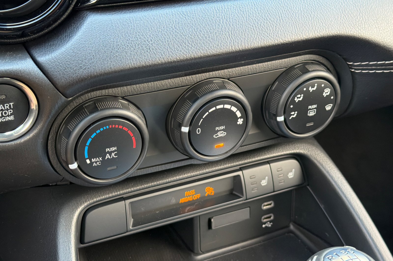 New 2026 MAZDA MX-5 Miata Club w/ Interior Package RWD image 21
