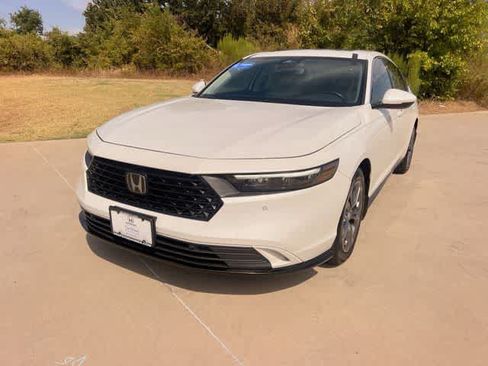 Certified 2024 Honda Accord EX-L image 2