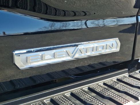 Certified 2025 GMC Sierra 1500 Elevation image 33