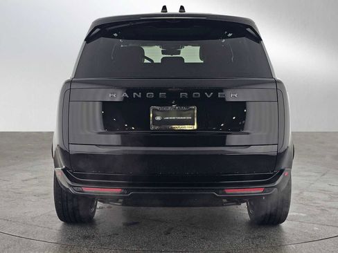New 2026 Land Rover Range Rover SE image 4