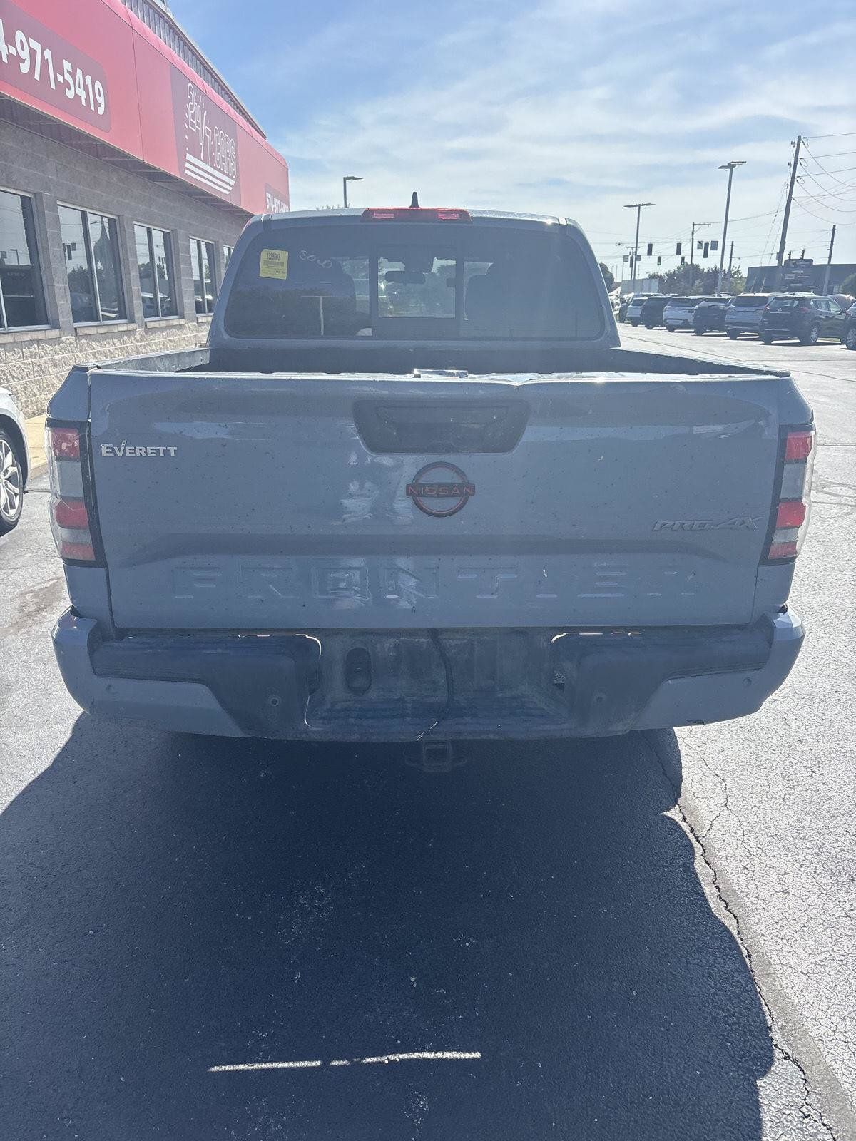 Used 2022 Nissan Frontier PRO-4X w/ Technology Package AWD/4WD image 3