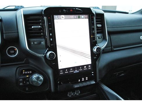 Used 2025 RAM 1500 Laramie image 25