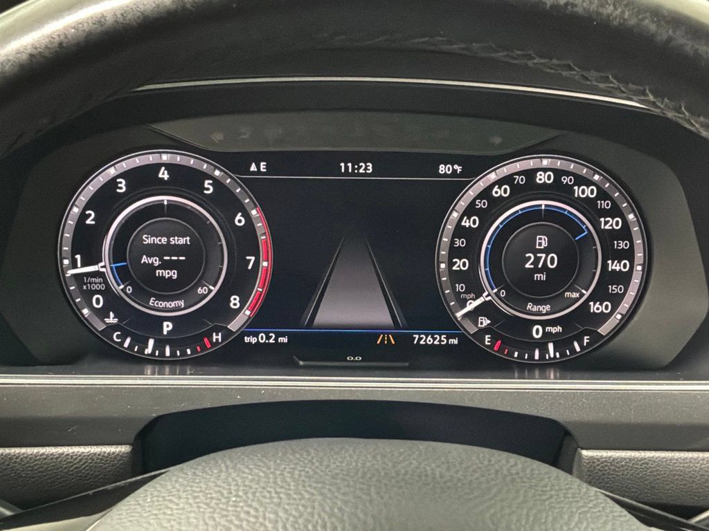 Used 2018 Volkswagen Tiguan SEL Premium AWD/4WD image 12