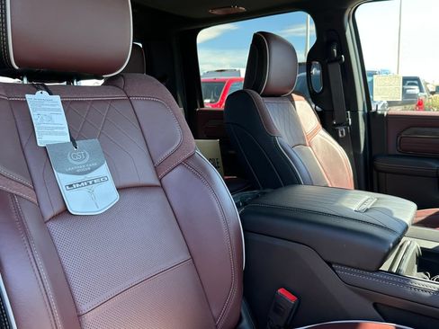 New 2026 RAM 2500 Limited AWD/4WD image 15