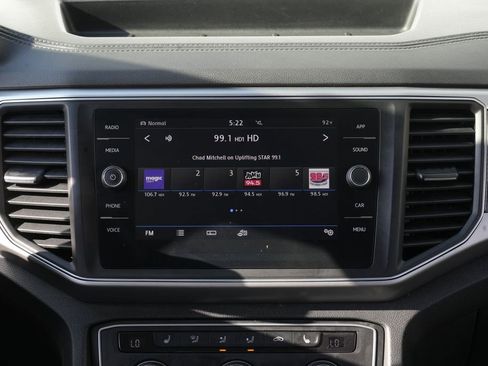 Used 2018 Volkswagen Atlas SE image 43