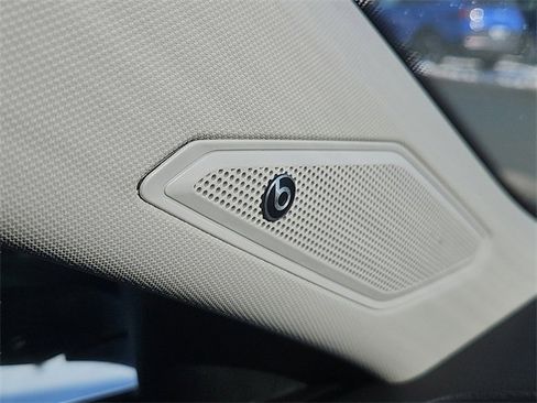 Used 2021 Volkswagen Jetta SEL Premium image 21