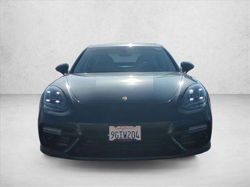 Used 2017 Porsche Panamera Turbo image 8