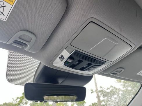 Used 2023 Acura RDX Technology Package image 8