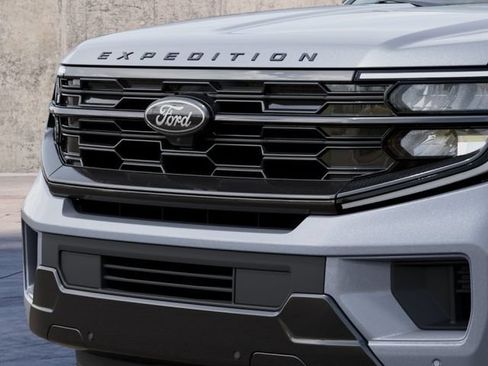 Used 2027 Ford Expedition Max Platinum w/ Stealth Appearance Package AWD/4WD image 17