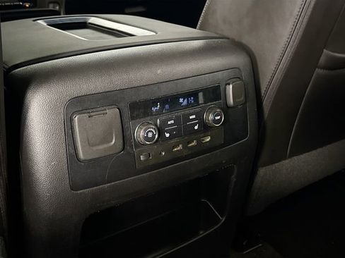 Used 2018 GMC Yukon XL Denali w/ Open Road Package image 33