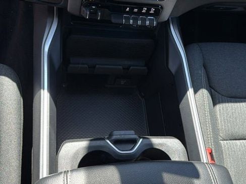 Certified 2022 RAM 1500 Big Horn AWD/4WD image 23