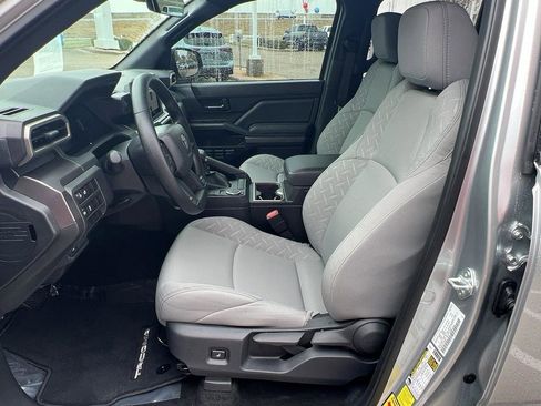 Used 2025 Toyota Tacoma SR5 image 15