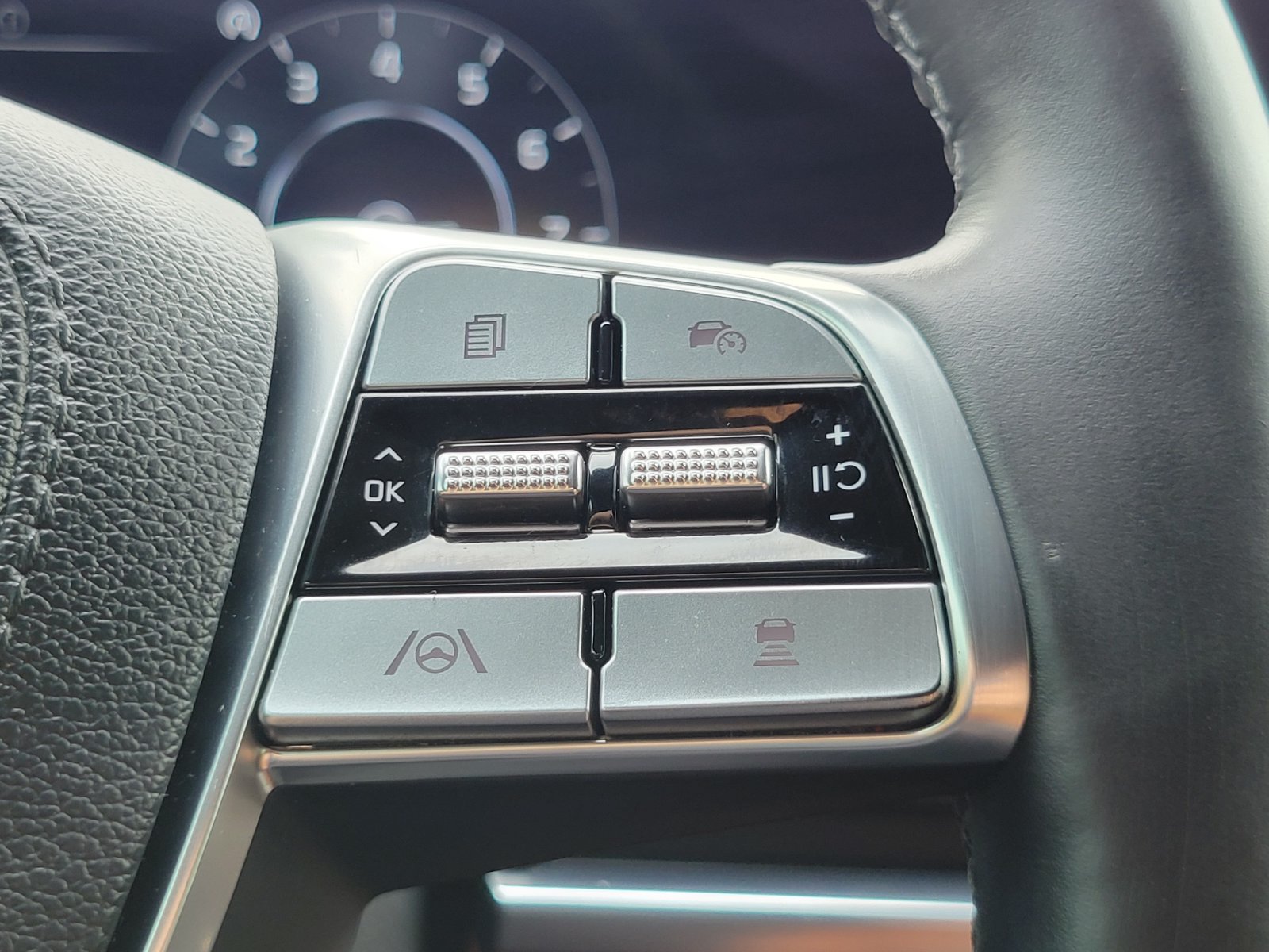 Certified 2024 Kia Telluride SX Prestige X-Line AWD/4WD image 19