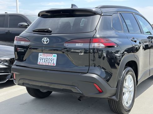 Certified 2026 Toyota Corolla Cross LE FWD image 4