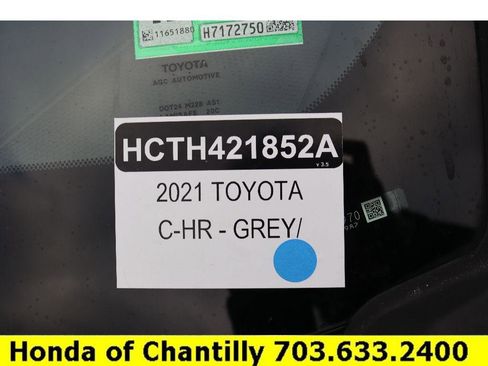 Used 2021 Toyota C-HR XLE image 36