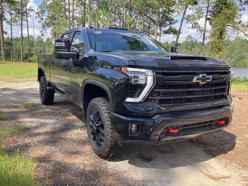 New 2025 Chevrolet Silverado 2500 LT w/ Trail Boss Package image 3